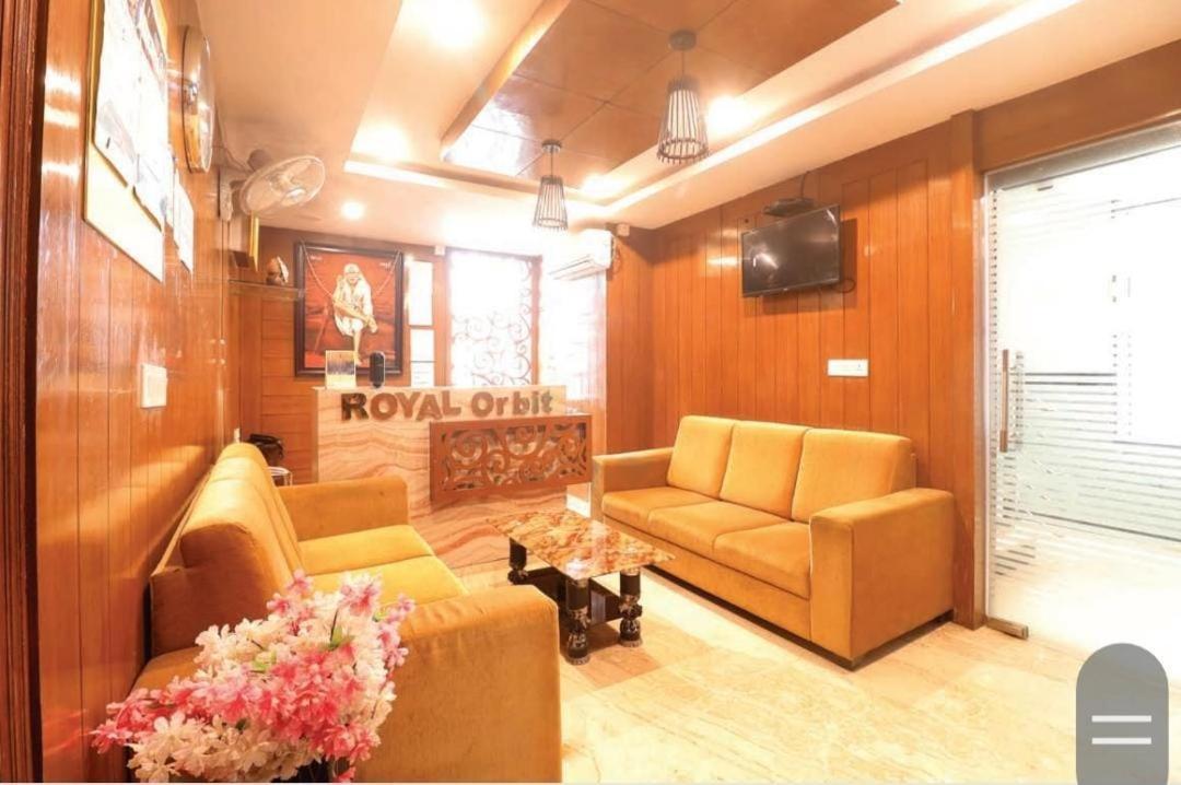 Hotel Royal Orbit Бангалор Экстерьер фото