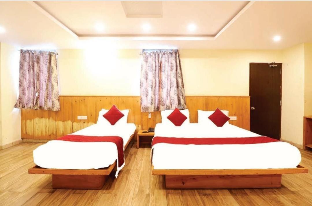 Hotel Royal Orbit Бангалор Экстерьер фото